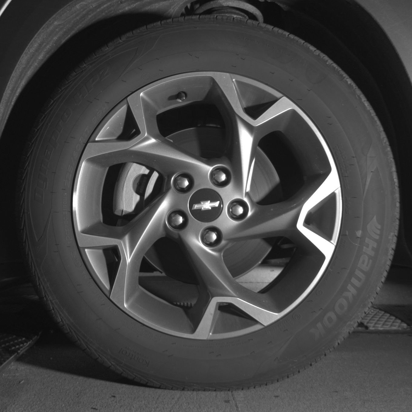 Used 2025 Chevrolet Trax LT FWD image 9