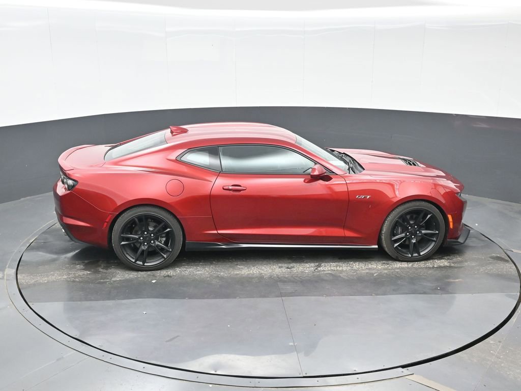 Used 2021 Chevrolet Camaro LT RWD image 29