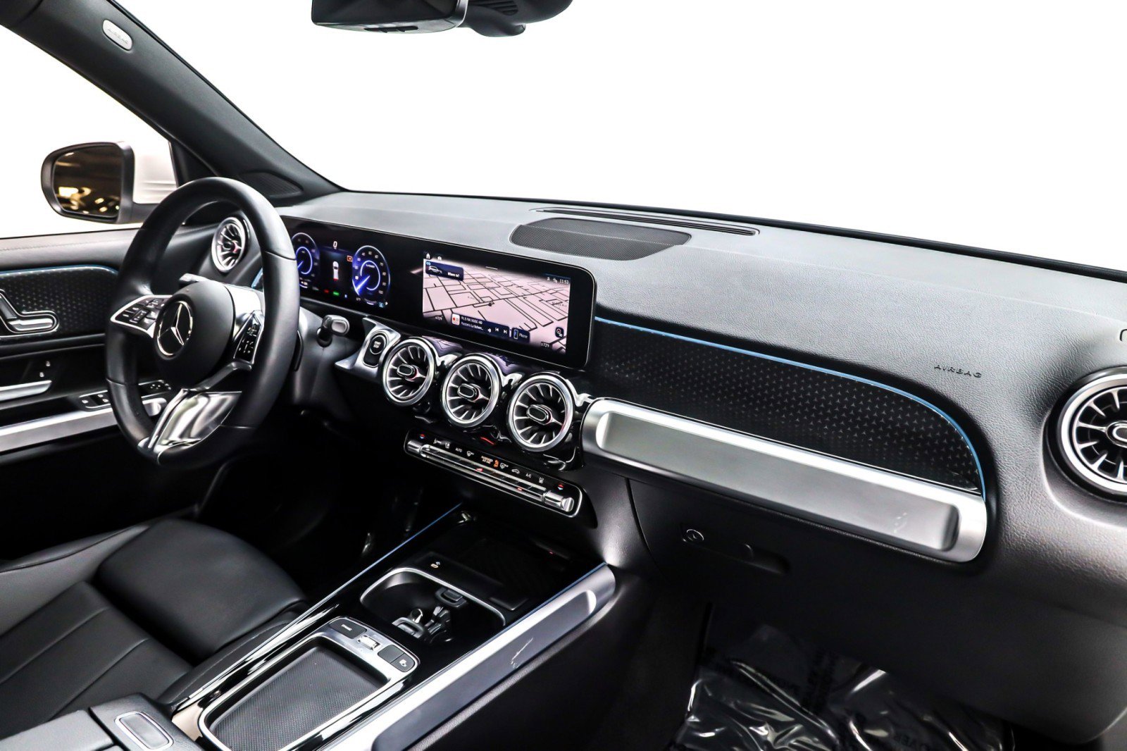 Used 2024 Mercedes-Benz EQB 250+ image 16