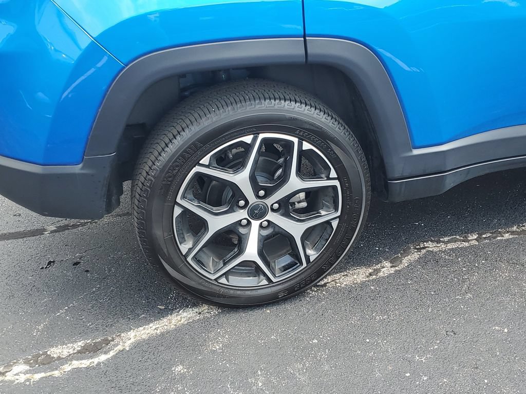 Certified 2026 Jeep Compass Limited w/ Mopar All Weather Package AWD/4WD image 5