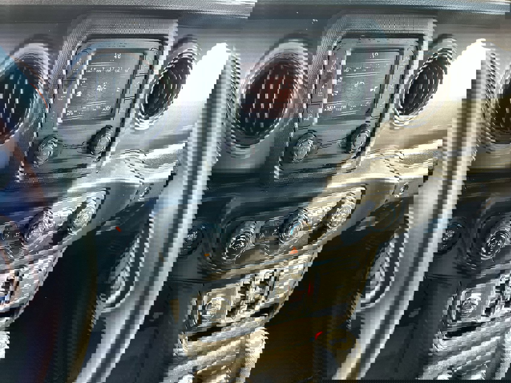 Used 2020 Jeep Wrangler Unlimited Sport S image 16