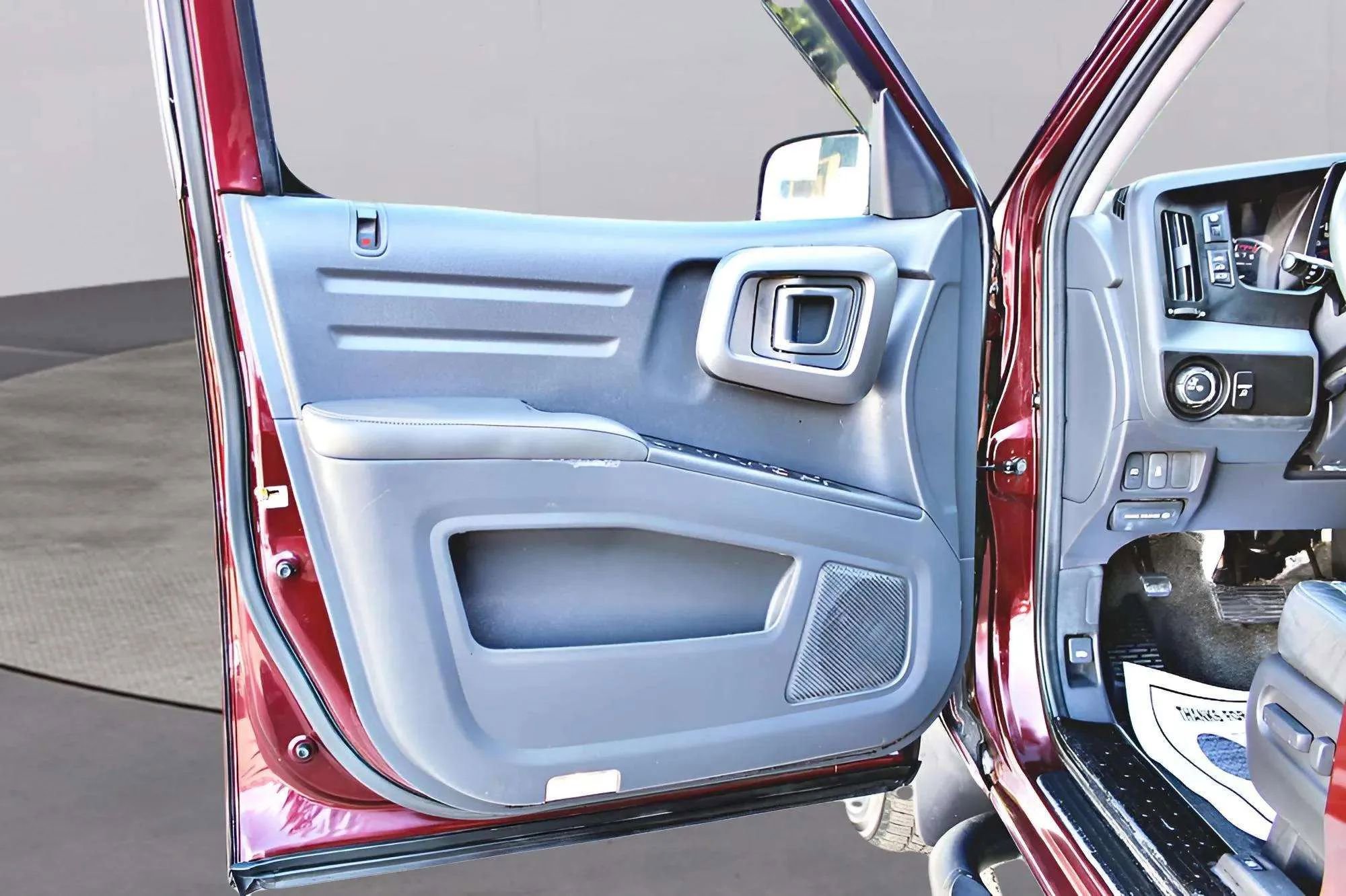 Used 2013 Honda Ridgeline RTL image 23