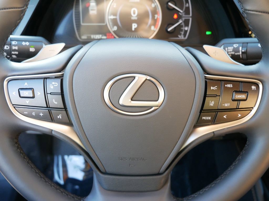Certified 2025 Lexus ES 350 w/ Premium Package image 19