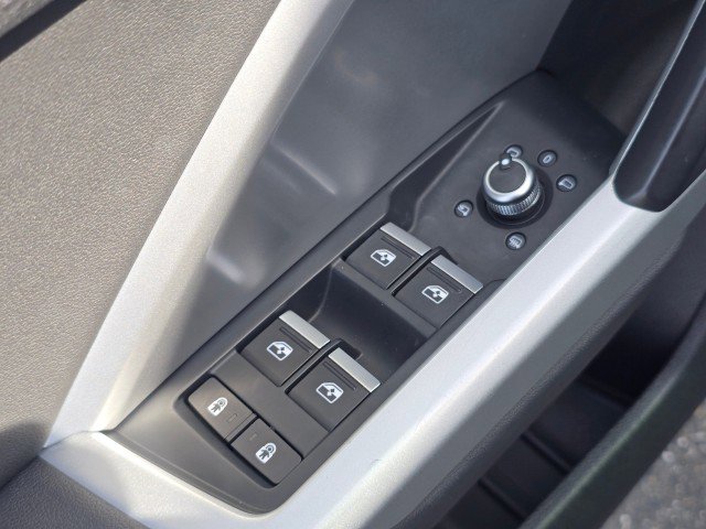 Used 2021 Audi Q3 2.0T Premium Plus w/ Premium Plus Package image 28