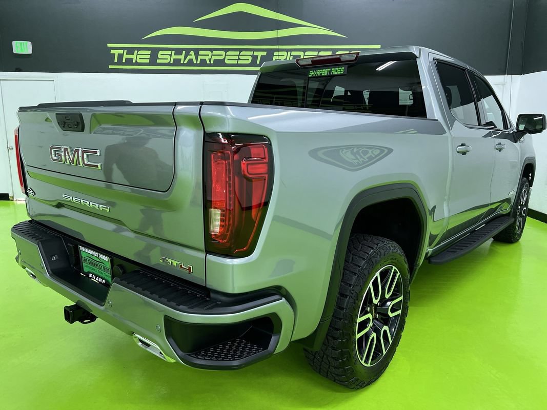 Used 2025 GMC Sierra 1500 AT4 w/ AT4 Premium Package AWD/4WD image 10