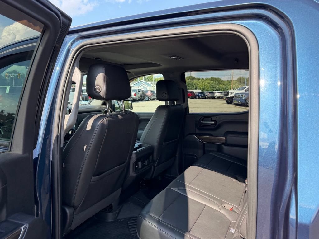 Used 2021 Chevrolet Silverado 1500 LT Trail Boss w/ Convenience Package II AWD/4WD image 12