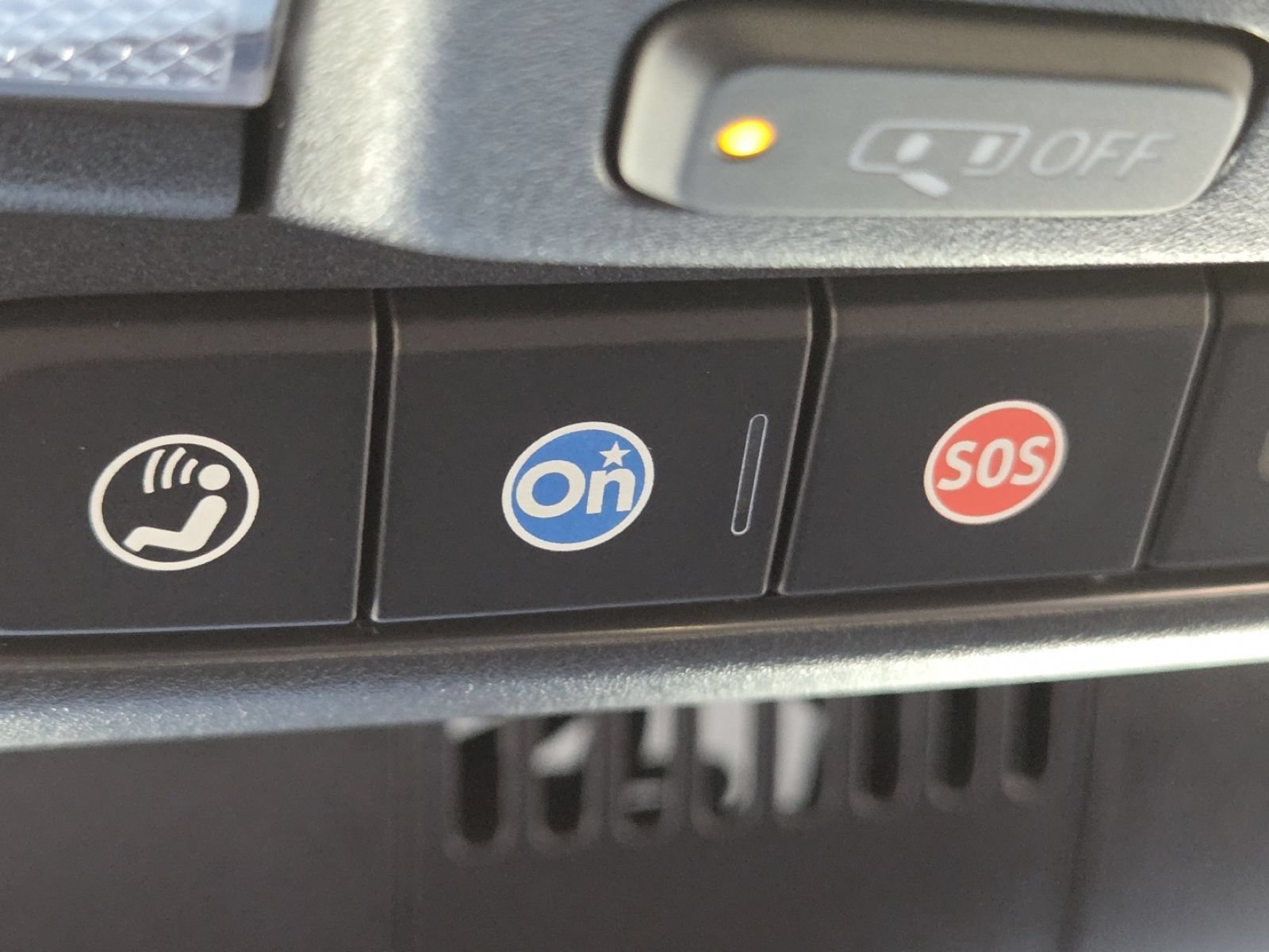 Used 2025 GMC Sierra 2500 AT4X AWD/4WD image 40