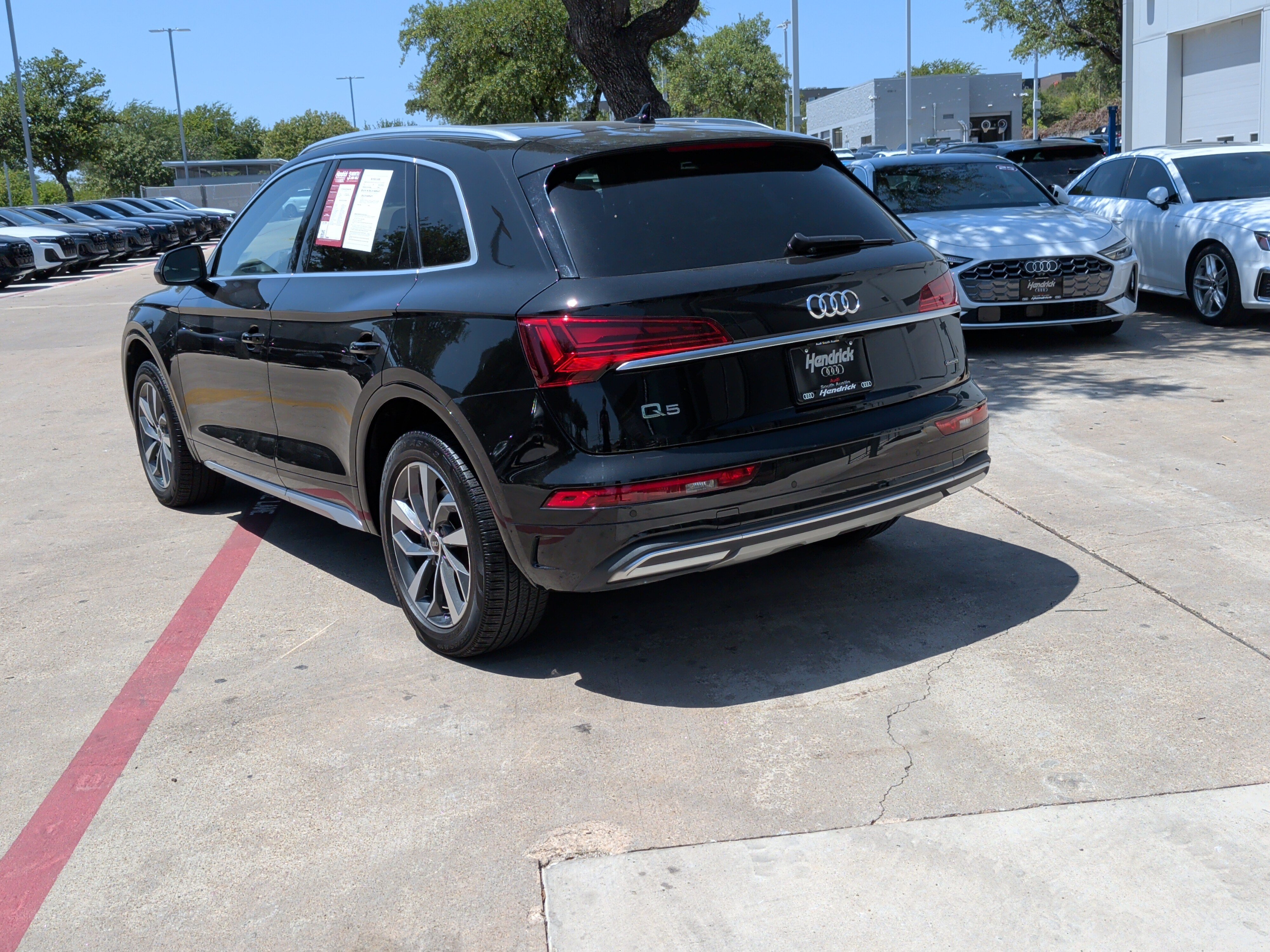 Used 2021 Audi Q5 2.0T Premium Plus w/ Premium Plus Package AWD/4WD image 8