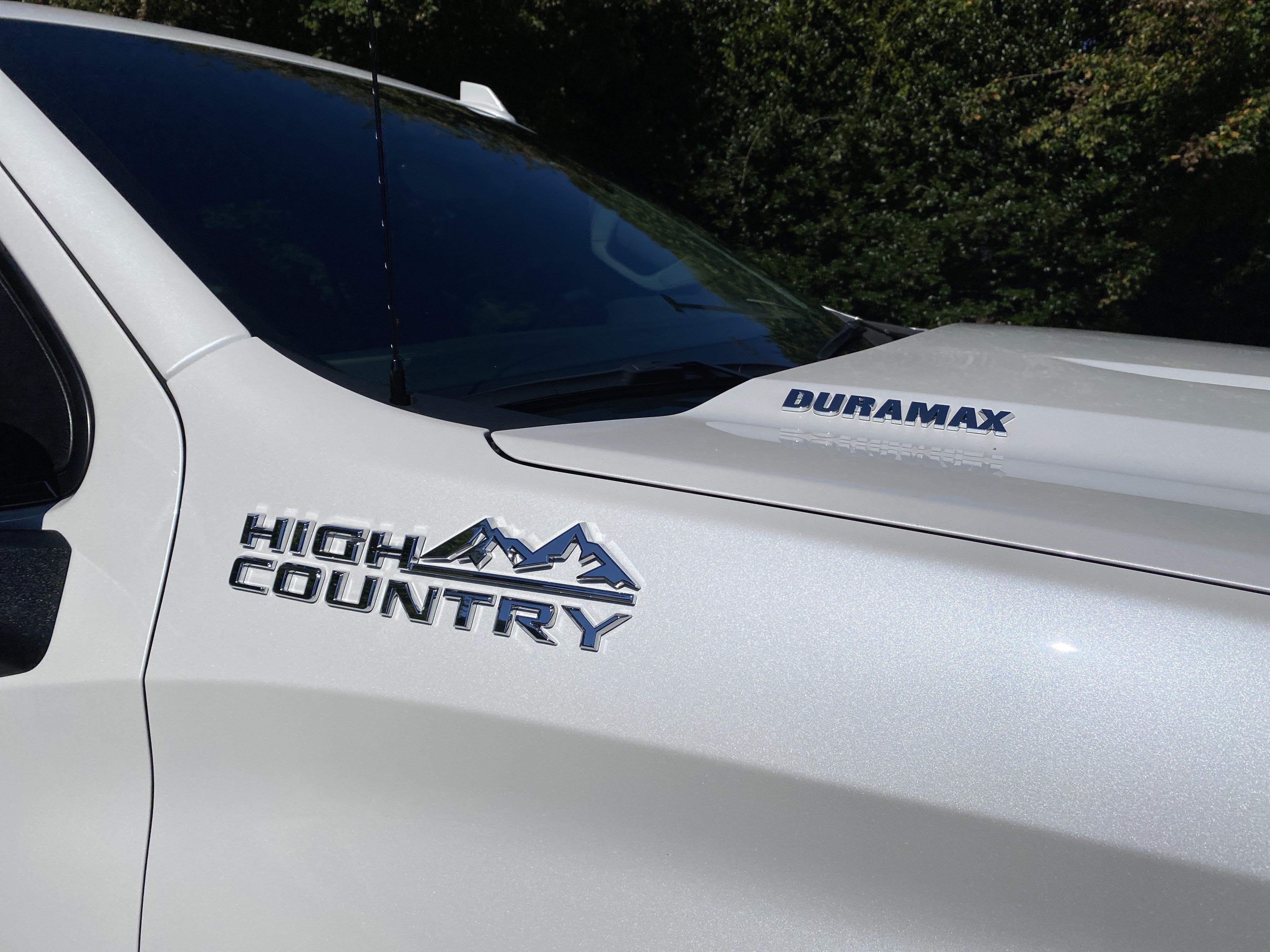 Used 2023 Chevrolet Silverado 1500 High Country w/ High Country Premium Package AWD/4WD image 49