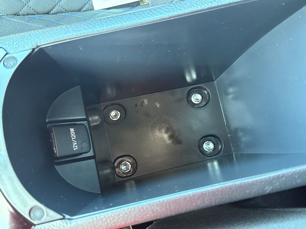 Used 2020 Toyota C-HR XLE FWD image 28