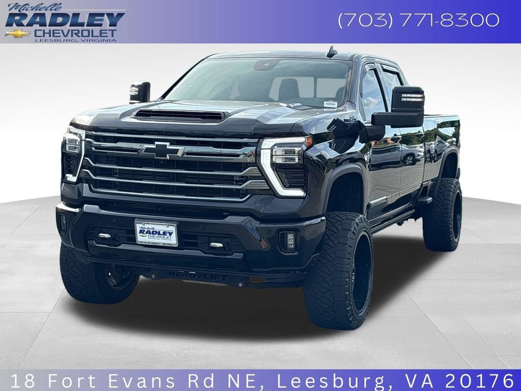 Used 2024 Chevrolet Silverado 3500 High Country w/ Midnight Edition AWD/4WD 360° Tour