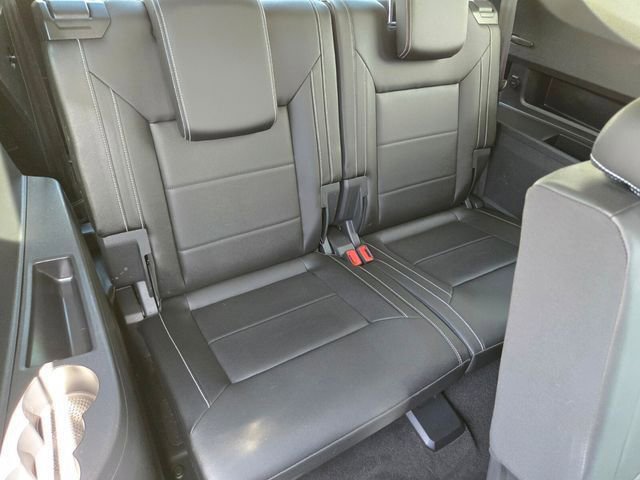 Used 2023 Volkswagen Atlas SE FWD image 21