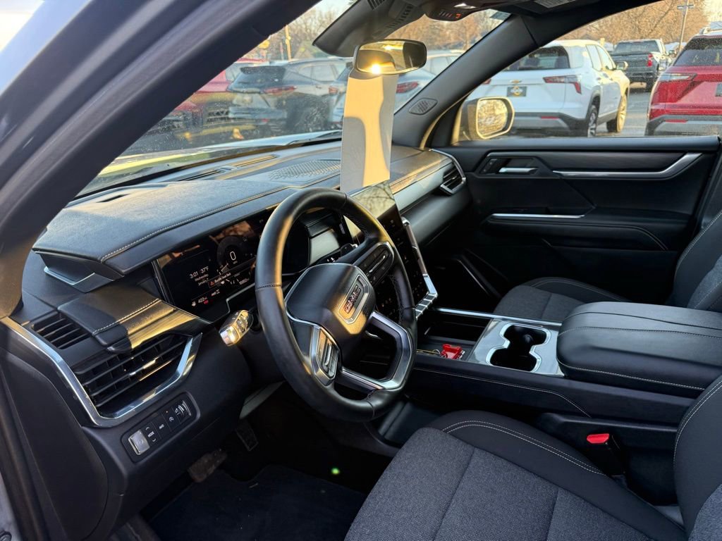 Certified 2025 GMC Acadia Elevation image 10