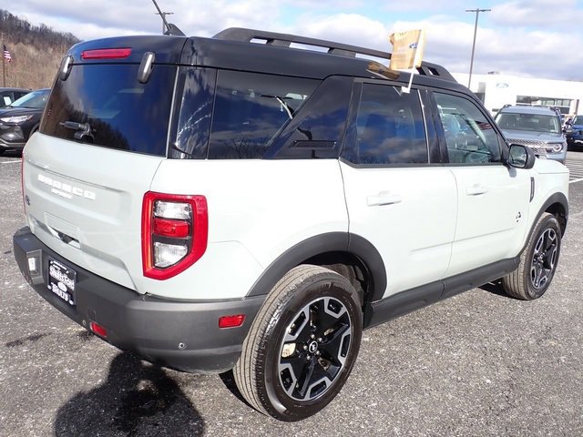Certified 2024 Ford Bronco Sport Outer Banks w/ Tech Package image 9