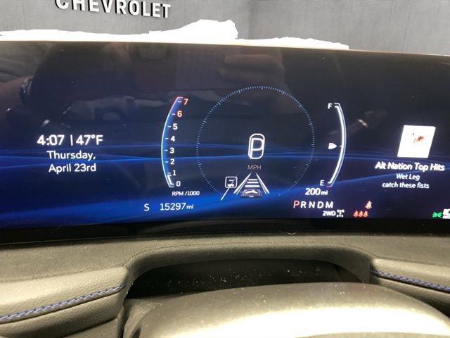 Used 2025 Cadillac XT4 Sport AWD/4WD image 14