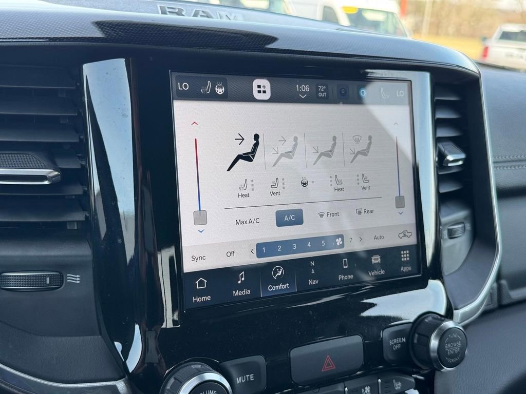 Used 2022 RAM 1500 Laramie AWD/4WD image 23