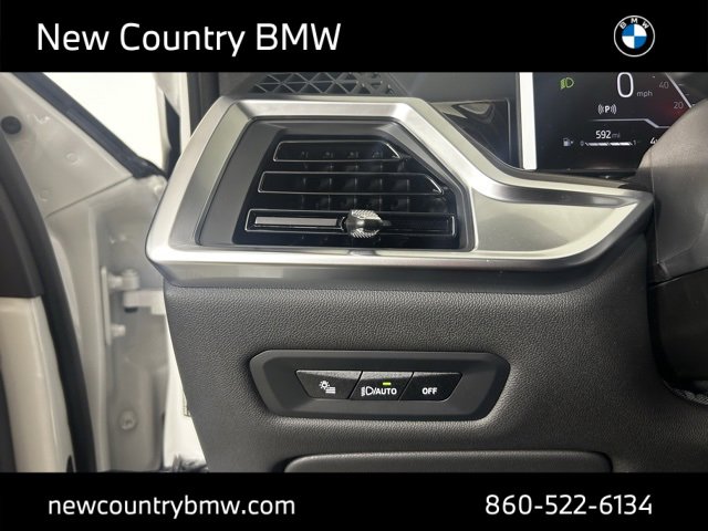 New 2026 BMW X6 xDrive40i w/ Executive Package image 18