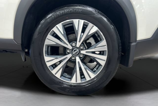 Used 2023 Nissan Rogue SV w/ SV Premium B Package AWD/4WD image 26