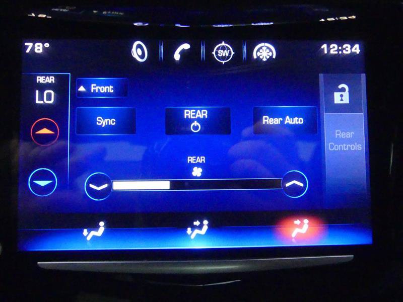 Used 2015 Cadillac Escalade Platinum AWD/4WD image 17