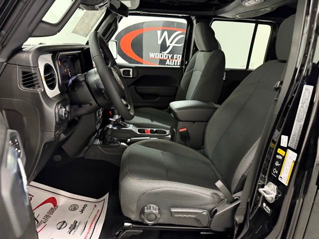 New 2026 Jeep Gladiator Sport AWD/4WD image 11