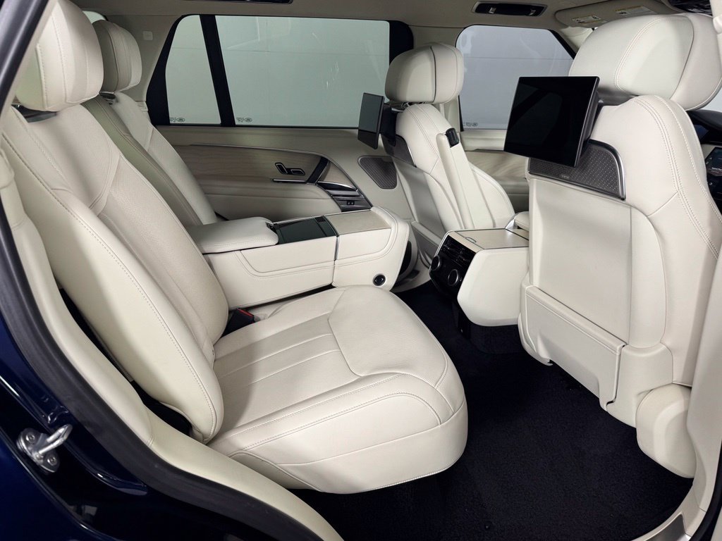 Used 2023 Land Rover Range Rover Long Wheelbase Autobiography AWD/4WD image 35