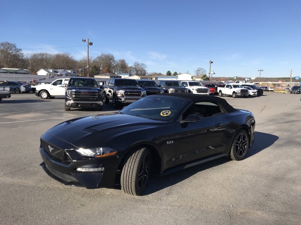 Used 2022 Ford Mustang GT Premium w/ Equipment Group 401A image 2