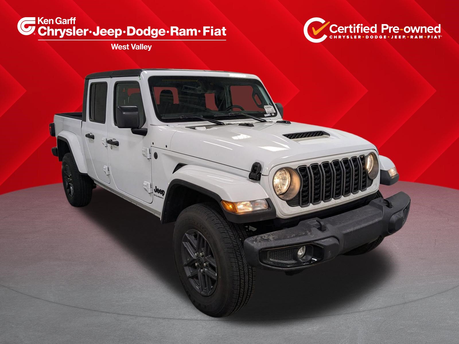 Certified 2025 Jeep Gladiator Sport AWD/4WD image 1