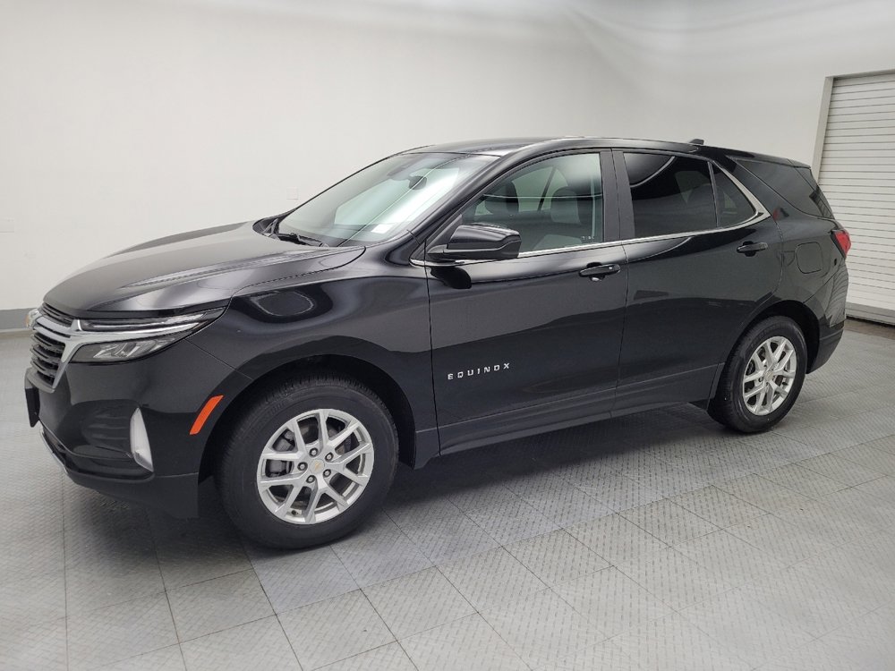 Used 2024 Chevrolet Equinox LT image 2