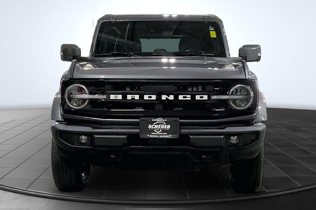 Used 2023 Ford Bronco Outer Banks AWD/4WD image 3