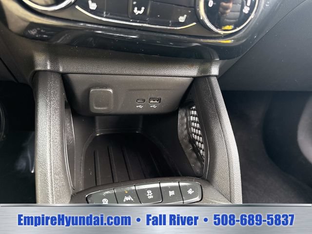Used 2024 Chevrolet TrailBlazer RS FWD image 26