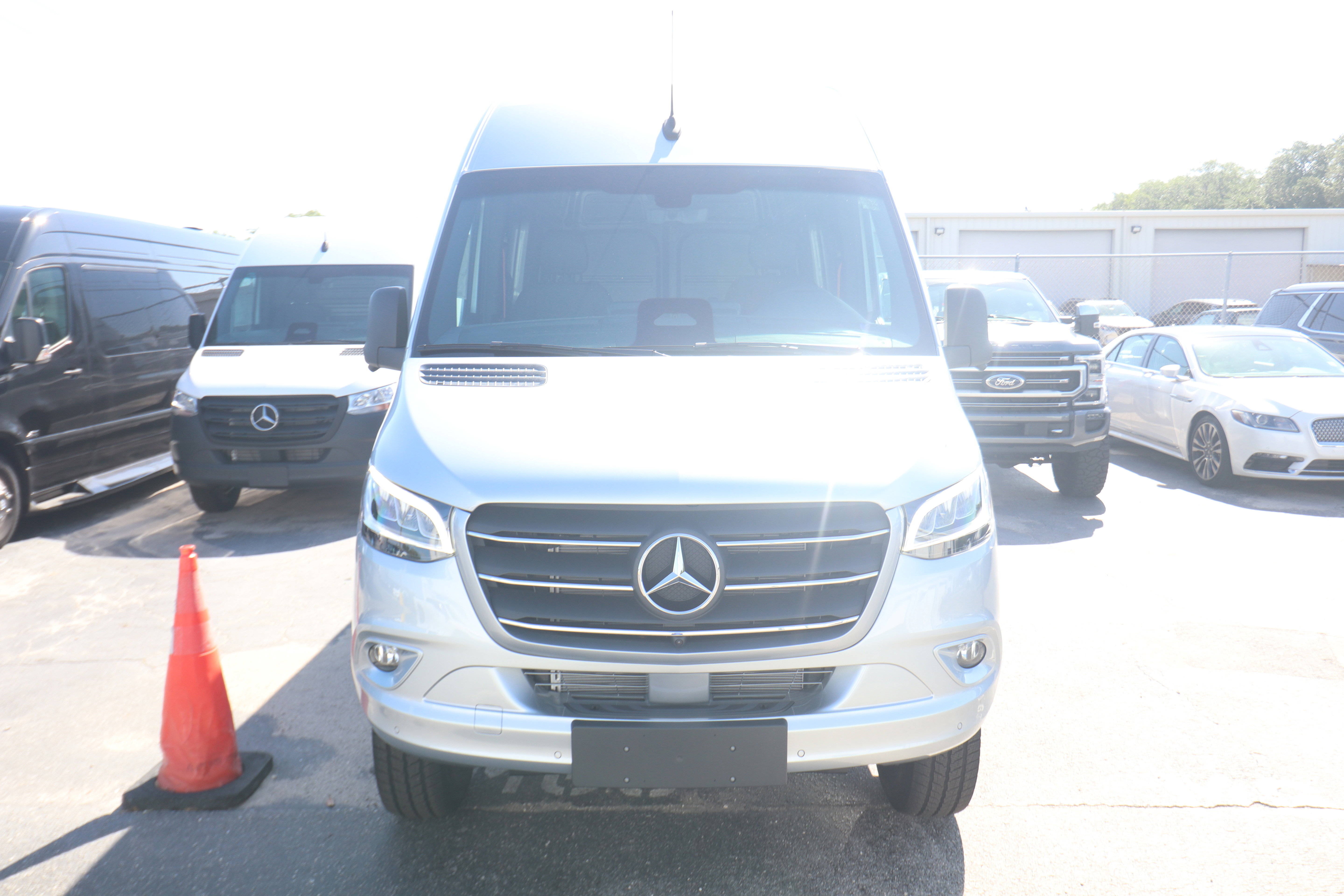 New 2026 Mercedes-Benz Sprinter 2500 image 2