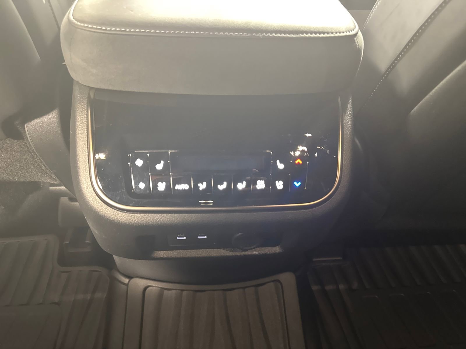 Used 2025 INFINITI QX80 Autograph w/ Premium Cargo Package image 28