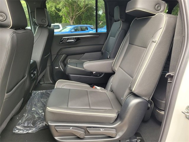 New 2025 Chevrolet Suburban Premier image 16