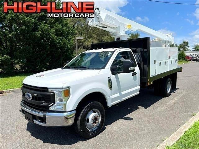 Used 2020 Ford F350 XL w/ Power Equipment Group AWD/4WD image 1