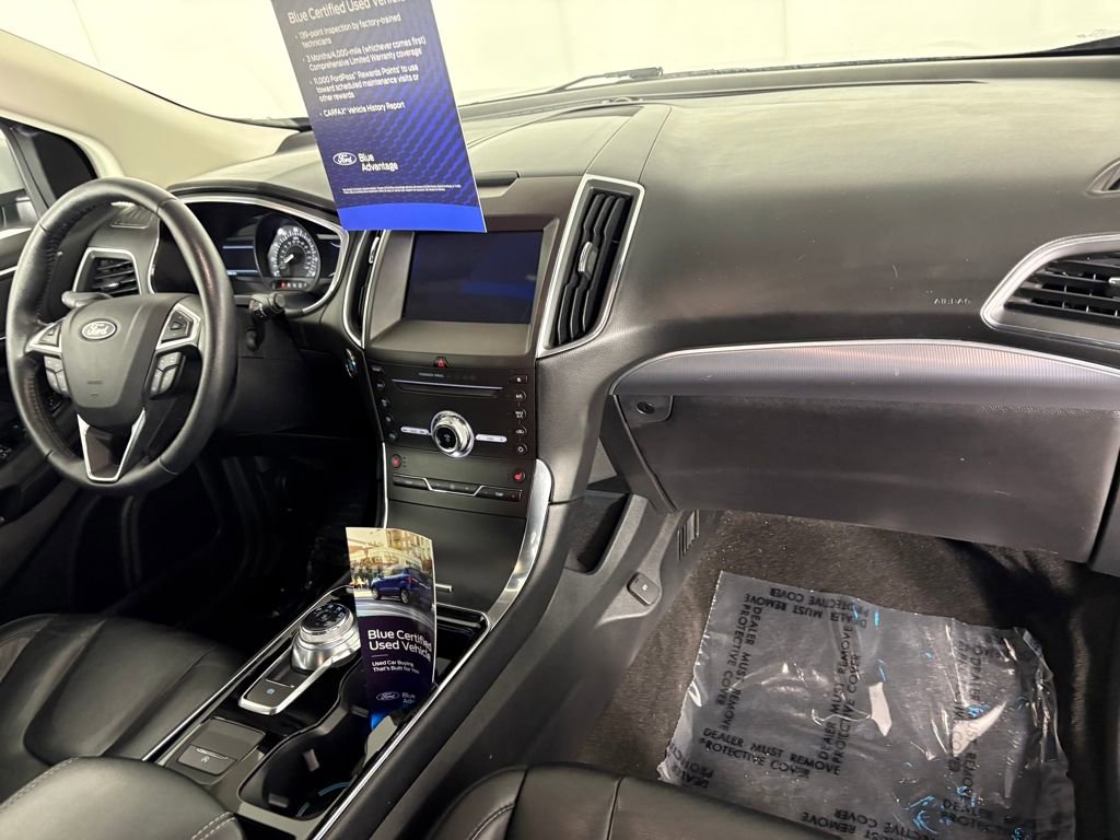 Used 2019 Ford Edge Titanium image 38