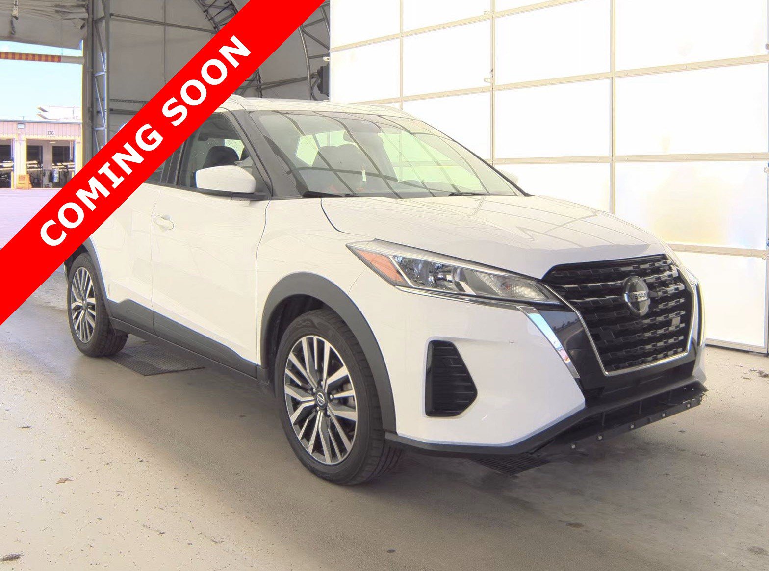 Used 2021 Nissan Kicks SV FWD image 3