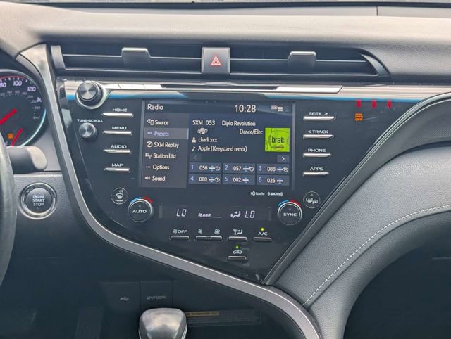 Used 2020 Toyota Camry XSE FWD image 16