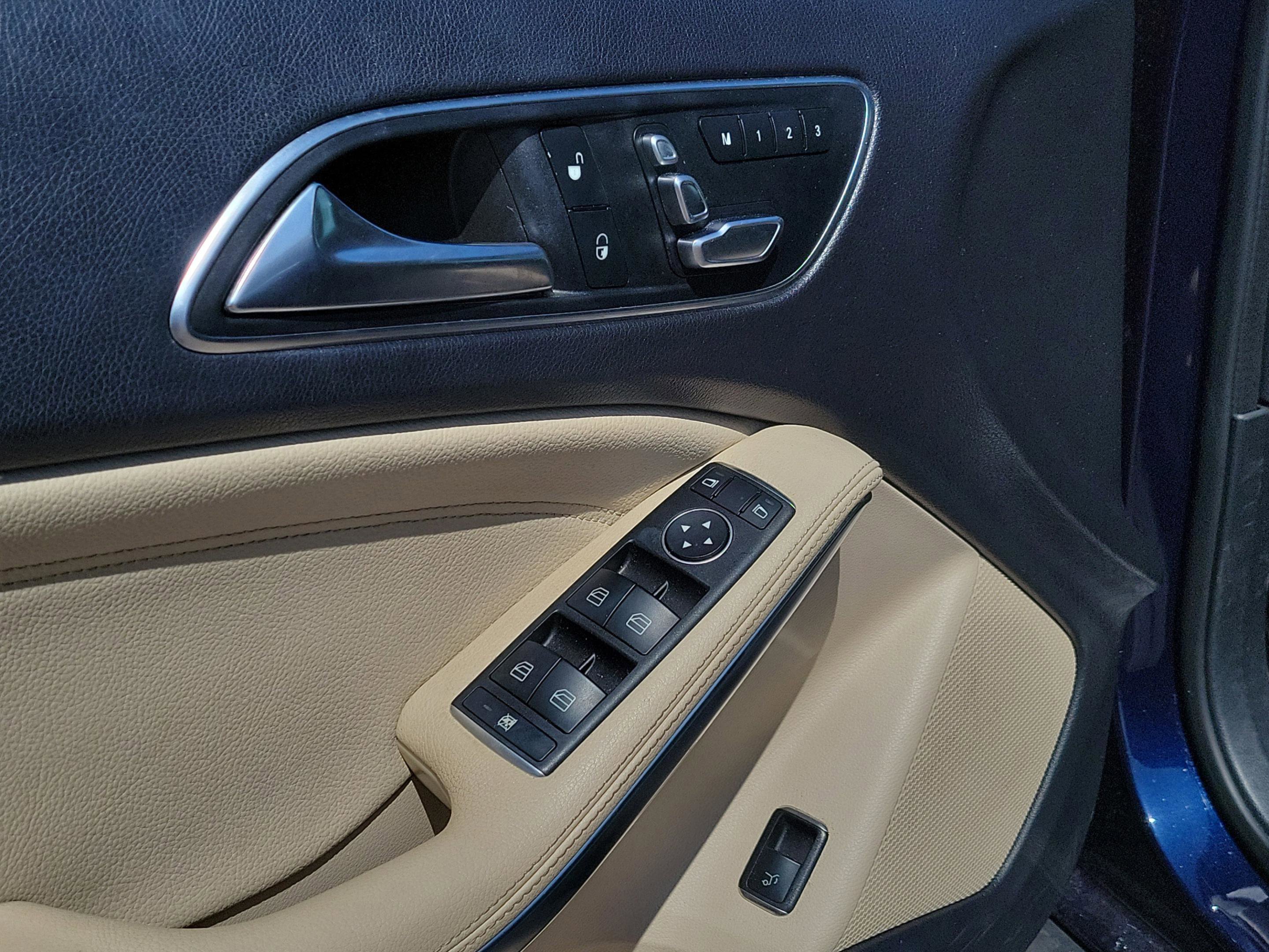 Certified 2019 Mercedes-Benz GLA 250 image 17