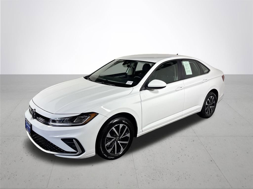 Used 2025 Volkswagen Jetta S image 2