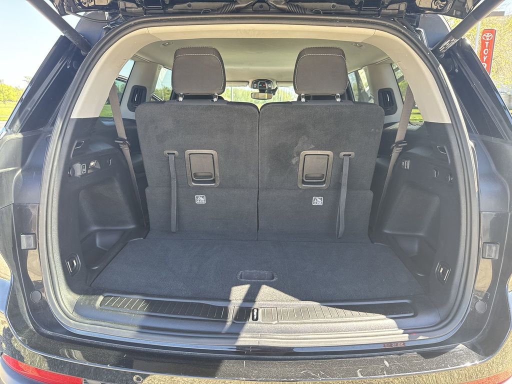 Used 2023 Jeep Grand Cherokee L Laredo w/ Luxury Tech Group I image 34