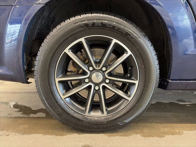 Used 2017 Dodge Grand Caravan GT image 9