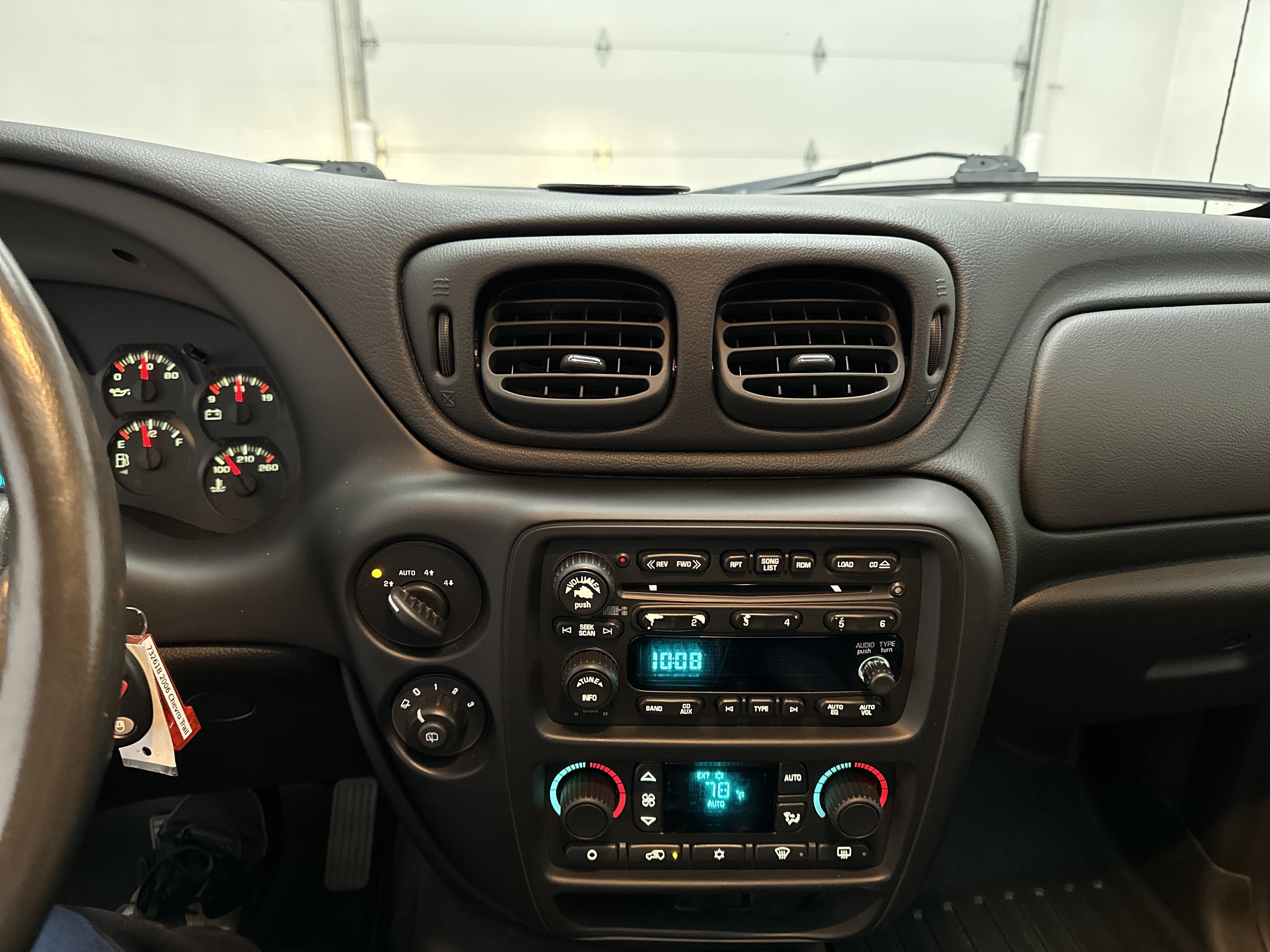 Used 2006 Chevrolet TrailBlazer LT AWD/4WD image 30