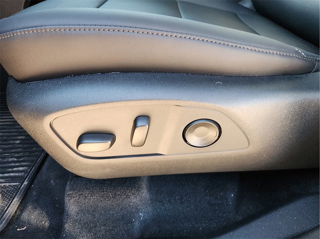 New 2026 GMC Acadia Elevation w/ Super Cruise Package image 16