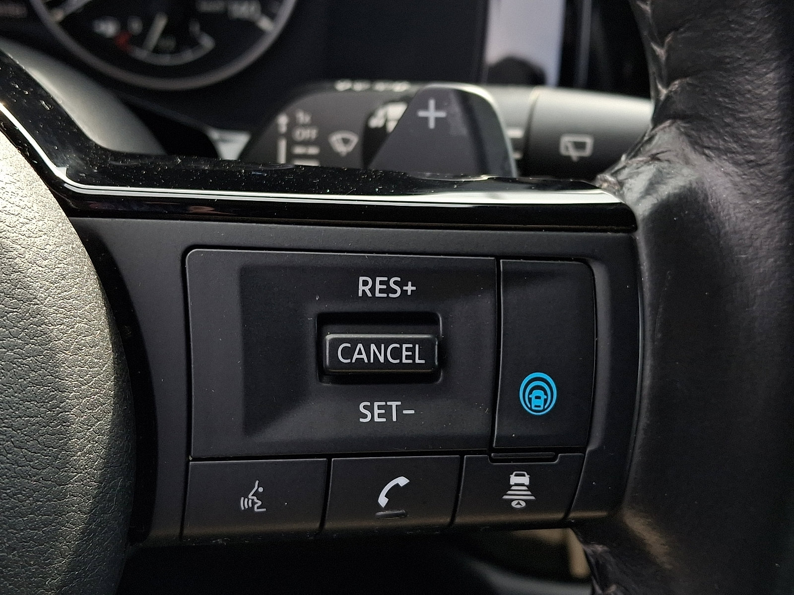 Used 2022 Nissan Pathfinder SL w/ SL Premium Package image 26