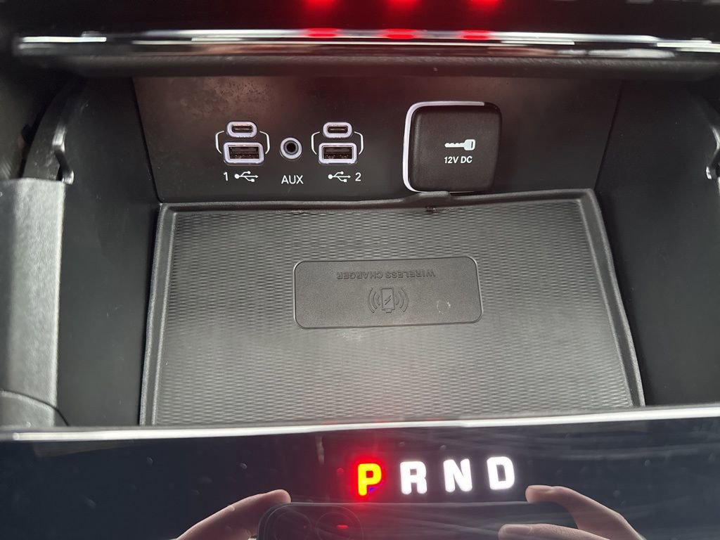 Used 2024 Jeep Grand Cherokee L Altitude image 17