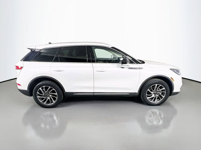 Used 2022 Lincoln Corsair FWD image 9