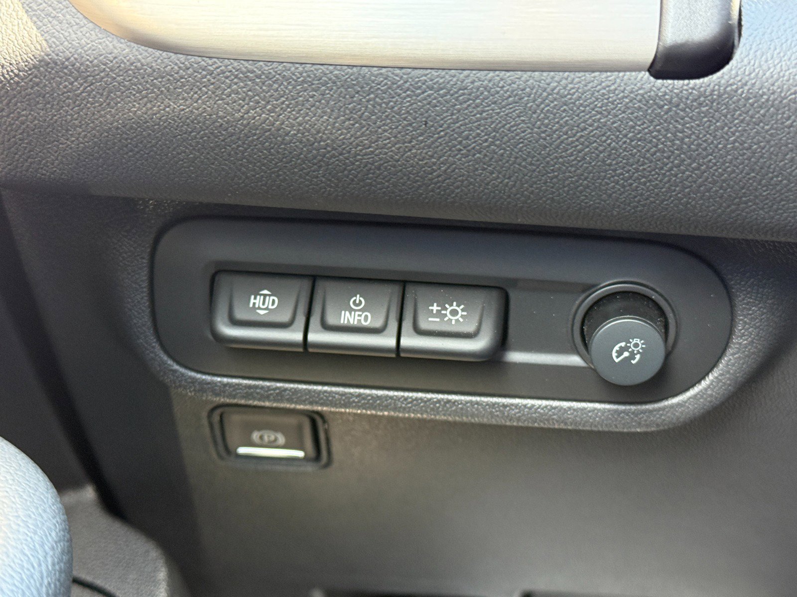 Used 2024 GMC Terrain Denali w/ Black Diamond Edition image 40