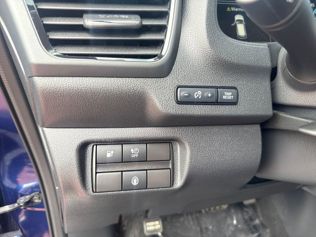 Used 2023 Nissan Leaf S w/ Protection Package image 17