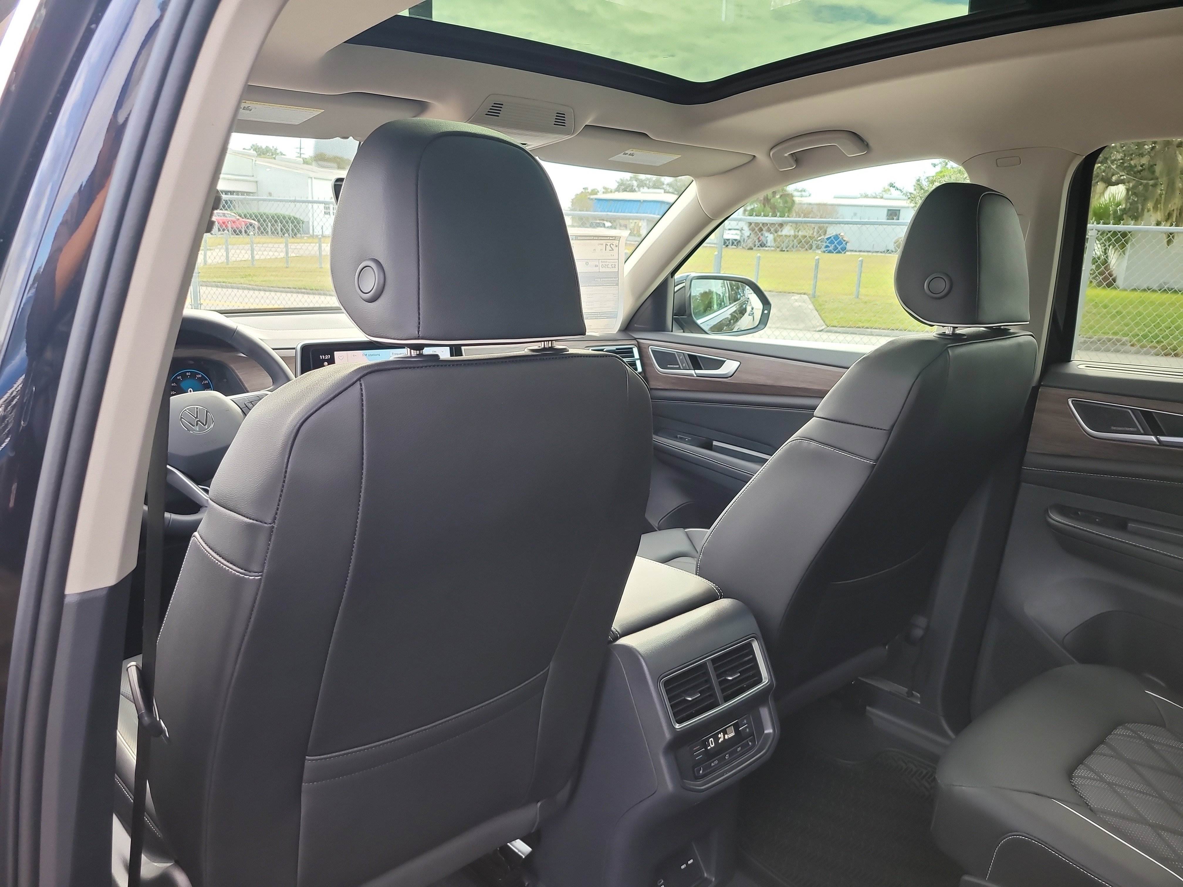 New 2026 Volkswagen Atlas SEL Premium R-Line image 13