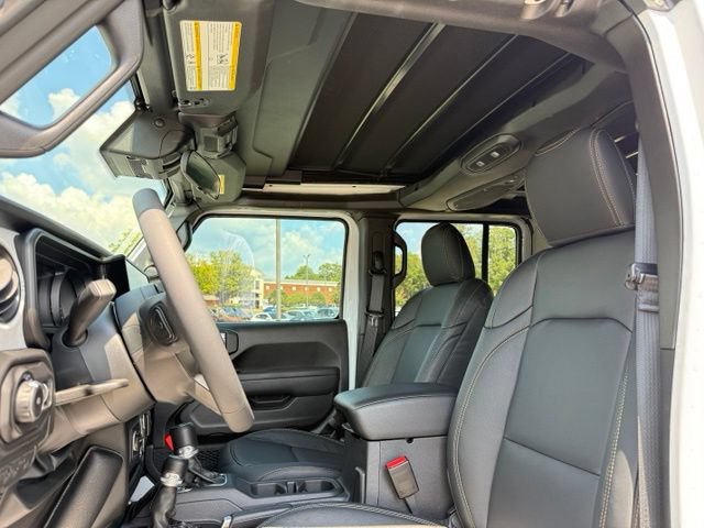 Used 2025 Jeep Wrangler Unlimited Sport AWD/4WD image 25